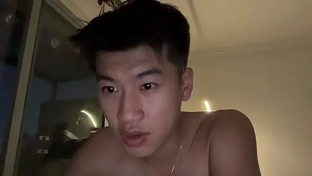 Snapshot of heywilliam chatting on 10-30-25, 04:26 heywilliam online show from 10-30-25, 04:26