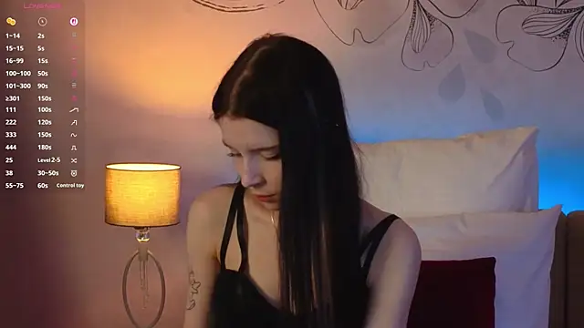 Snapshot of Angel__Rosse chatting on 04-19-26, 11:33 Angel Rosse online show from 04-19-26, 11:33