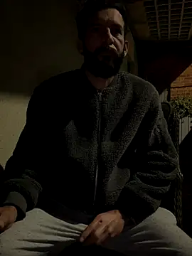 Michel huge online show from 10-31-25, 05:15