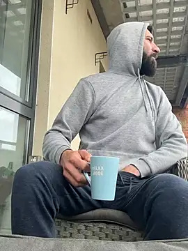 Michel huge online show from 04-11-26, 12:31