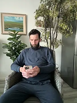 Michel huge online show from 04-11-26, 07:16