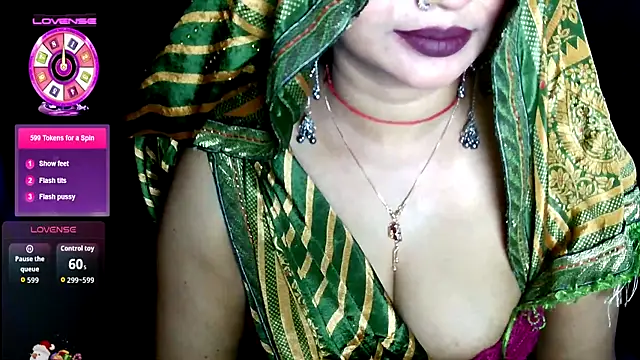 Snapshot of QUEEN_SAKHI- chatting on 07-11-26, 04:51 QUEEN SAKHI- online show from 07-11-26, 04:51