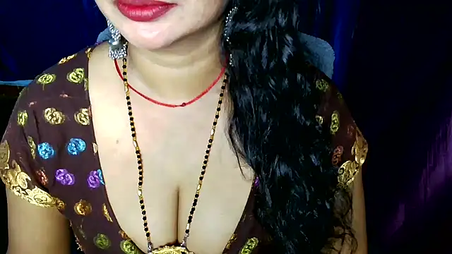 Snapshot of QUEEN_SAKHI- chatting on 06-12-26, 10:02 QUEEN SAKHI- online show from 06-12-26, 10:02