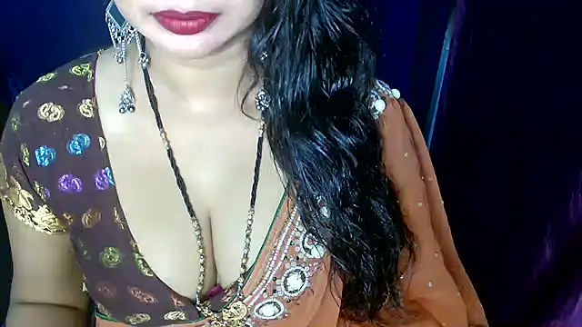 Snapshot of QUEEN_SAKHI- chatting on 07-25-26, 04:31 QUEEN SAKHI- online show from 07-25-26, 04:31