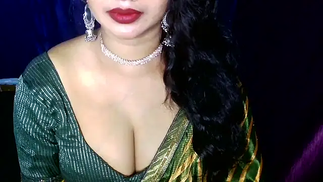 Snapshot of QUEEN_SAKHI- chatting on 07-21-26, 04:41 QUEEN SAKHI- online show from 07-21-26, 04:41