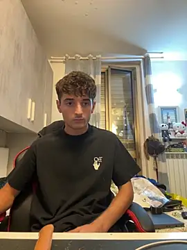 Thelouniost334    online show from 09-10-25, 06:40