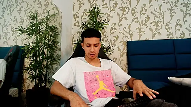 Marcus Jeron online show from 07-24-26, 06:04