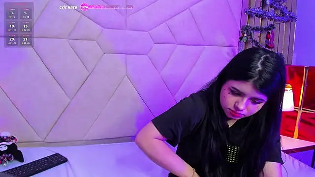 EmilyANDrew  online show from 12-21-25, 05:31