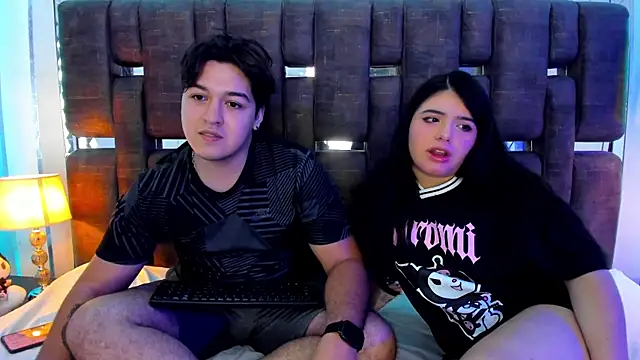 EmilyANDrew  online show from 11-07-25, 04:50