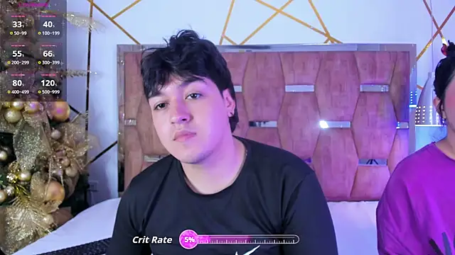 EmilyANDrew  online show from 01-11-26, 04:52