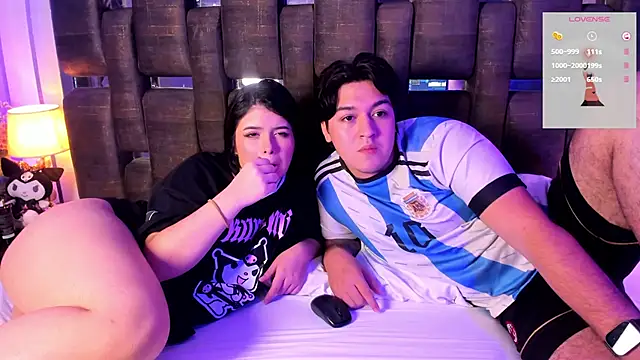 EmilyANDrew  online show from 11-30-25, 05:41