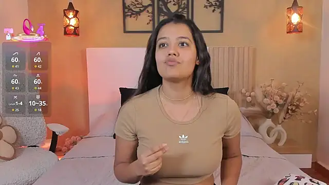 Camila Bustamante online show from 11-10-25, 03:17