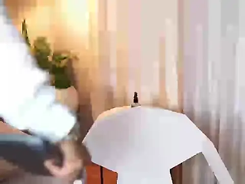 Thiago Valente online show from 10-17-25, 12:51