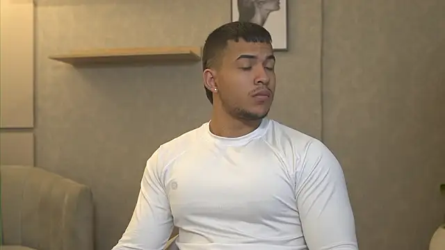 Thiago Valente online show from 02-24-26, 01:45