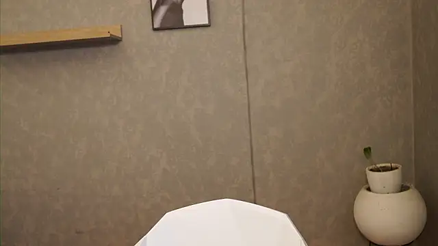 Thiago Valente online show from 03-05-26, 01:19