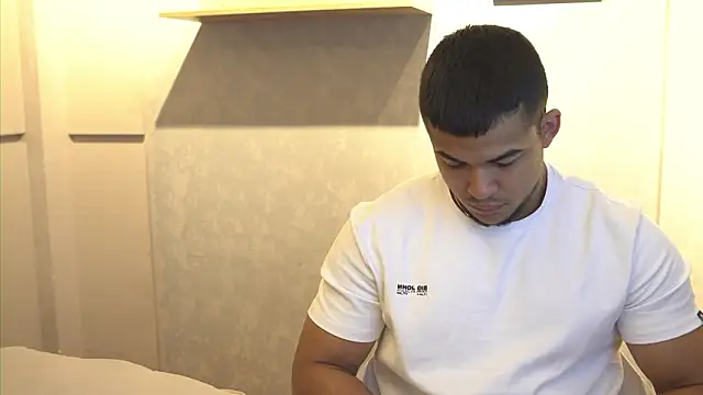 Thiago Valente online show from 02-04-26, 12:44