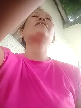 Snapshot of marinita13 chatting on 09-28-25, 03:08 marinita13 online show from 09-28-25, 03:08