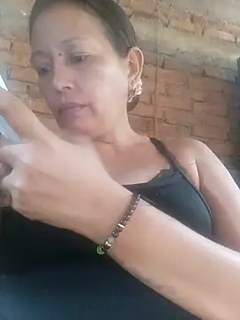 Snapshot of marinita13 chatting on 07-23-26, 05:20 marinita13 online show from 07-23-26, 05:20