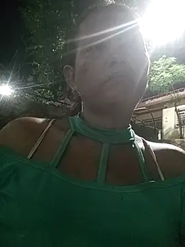 Snapshot of marinita13 chatting on 10-02-25, 03:32 marinita13 online show from 10-02-25, 03:32