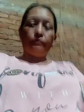 Snapshot of marinita13 chatting on 07-22-26, 01:18 marinita13 online show from 07-22-26, 01:18