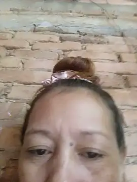 Snapshot of marinita13 chatting on 07-09-26, 01:32 marinita13 online show from 07-09-26, 01:32