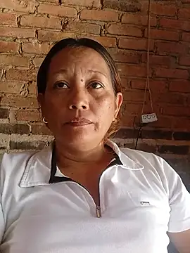 Snapshot of marinita13 chatting on 07-24-26, 04:47 marinita13 online show from 07-24-26, 04:47