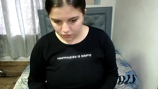 Snapshot of sarah_aguilar chatting on 04-28-26, 02:54 sarah aguilar online show from 04-28-26, 02:54