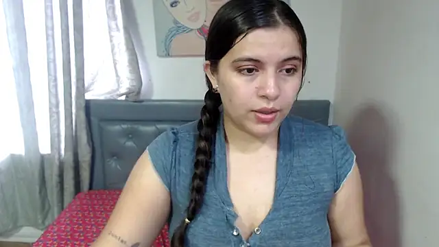 sarah aguilar online show from 12-16-25, 06:12