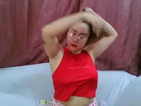 WildPussy4uxx online show from 10-07-25, 05:19