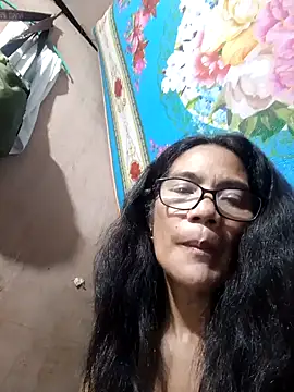 Snapshot of ImYourWoman_55 chatting on 11-02-25, 02:55 ImYourWoman 55 online show from 11-02-25, 02:55