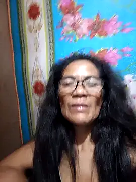 Snapshot of ImYourWoman_55 chatting on 09-15-25, 11:32 ImYourWoman 55 online show from 09-15-25, 11:32