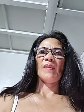 Snapshot of ImYourWoman_55 chatting on 05-28-26, 10:37 ImYourWoman 55 online show from 05-28-26, 10:37