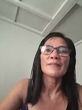 Snapshot of ImYourWoman_55 chatting on 05-09-26, 02:59 ImYourWoman 55 online show from 05-09-26, 02:59