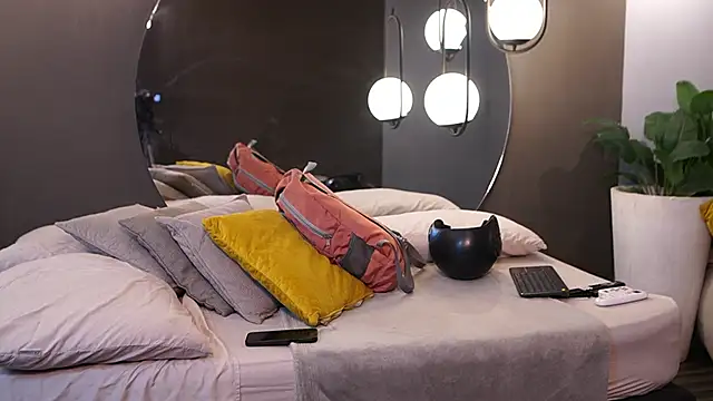 Ariaa Isabell online show from 02-20-26, 06:21