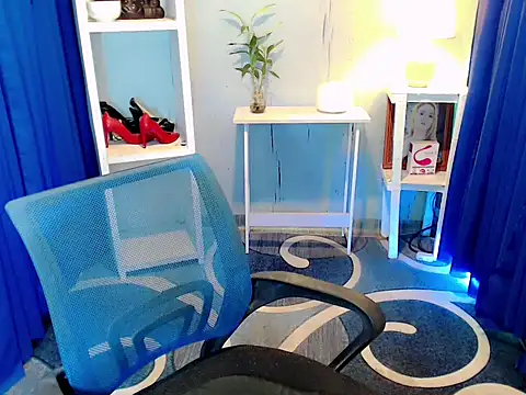 Snapshot of ladydesiree88 chatting on 09-18-25, 01:30 ladydesiree88 online show from 09-18-25, 01:30