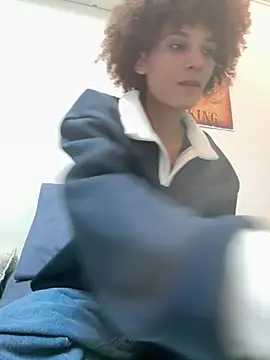 Snapshot of Max_Rain chatting on 05-26-26, 02:31 Max Rain online show from 05-26-26, 02:31