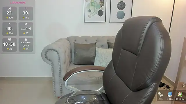 Snapshot of July_Adams chatting on 05-06-26, 02:59 July Adams online show from 05-06-26, 02:59