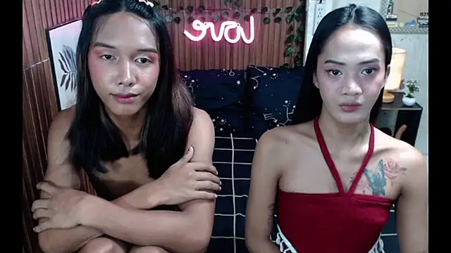 XTsYassyHot69X online show from 07-13-26, 11:42