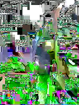 Snapshot of Chloe_Leaozinho chatting on 10-05-25, 10:44 Chloe Leaozinho online show from 10-05-25, 10:44