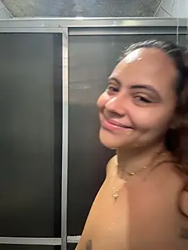 Snapshot of Chloe_Leaozinho chatting on 04-25-26, 02:25 Chloe Leaozinho online show from 04-25-26, 02:25