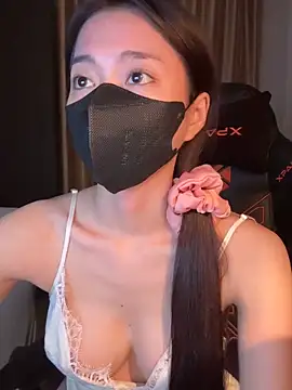 Snapshot of _Meimeibaby_ chatting on 06-04-26, 10:42 Meimeibaby online show from 06-04-26, 10:42