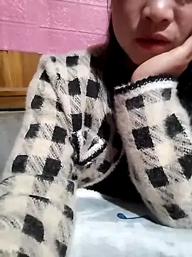 Tiyir597 online show from 11-13-25, 03:49