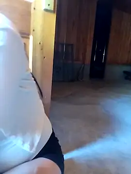 Tiyir597 online show from 04-12-26, 03:32