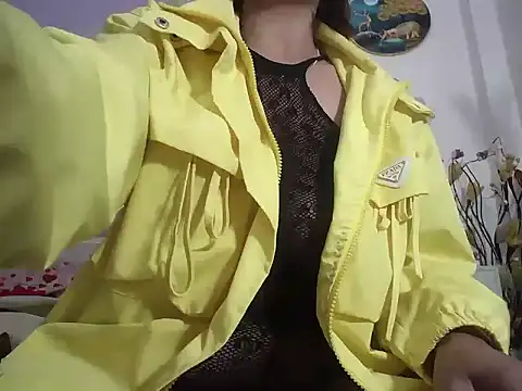 lyly asian online show from 11-20-25, 10:42