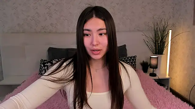 Megan Williamms online show from 10-19-25, 09:23