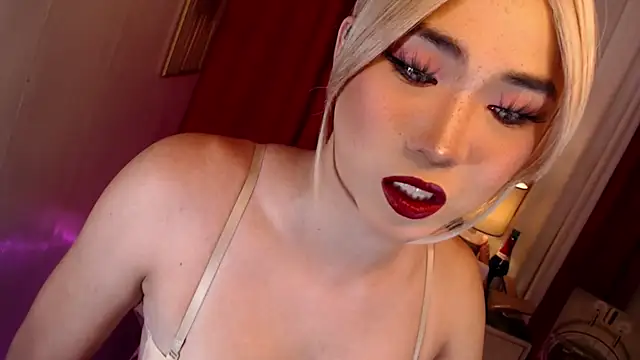 Snapshot of _AsianHinata_ chatting on 07-19-26, 12:19 AsianHinata online show from 07-19-26, 12:19