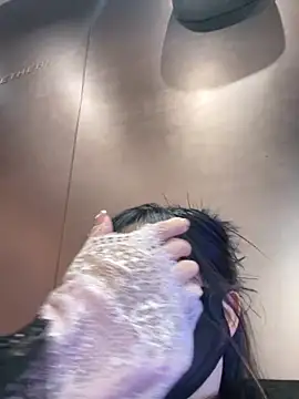 xiao-mo520 online show from 11-16-25, 10:42