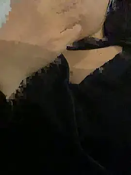 xiao-mo520 online show from 12-05-25, 12:37