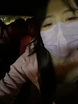 Snapshot of xiao-mo520 chatting on 05-04-26, 01:25 xiao-mo520 online show from 05-04-26, 01:25