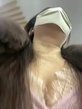 xiao-mo520 online show from 12-17-25, 12:43